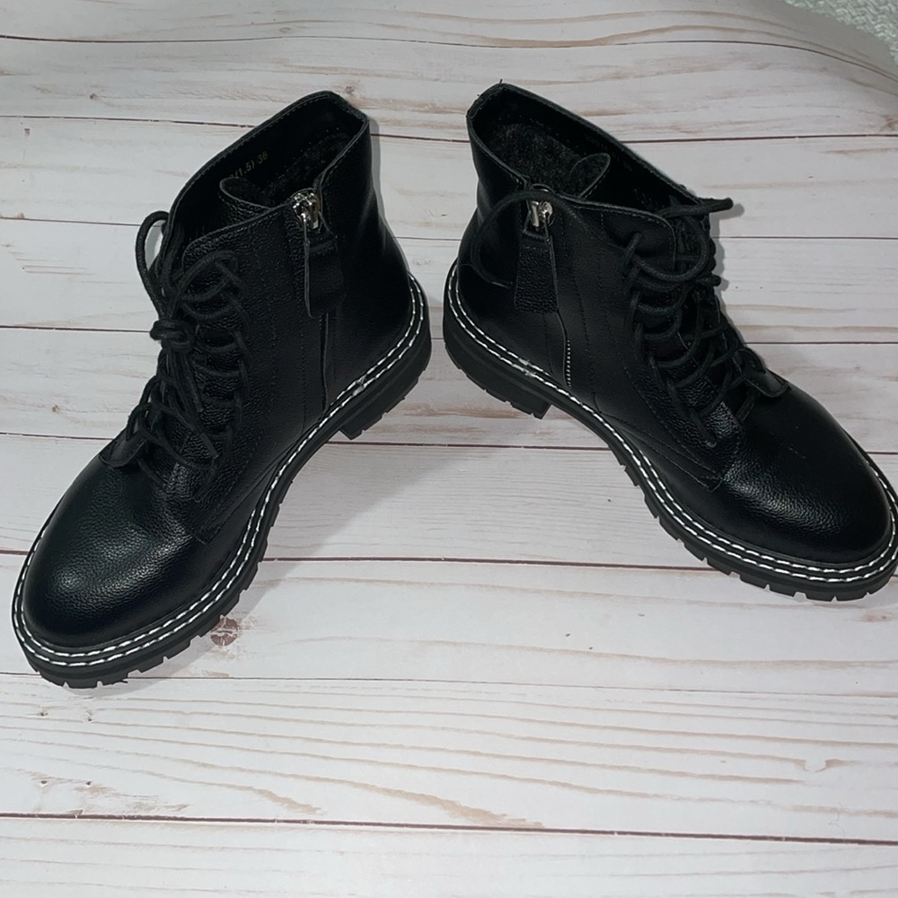 GUESS combat boots - Picture 4 of 5